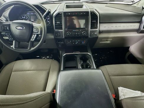 Used 2022 Ford F250 XLT w/ XLT Premium Package AWD/4WD image 16