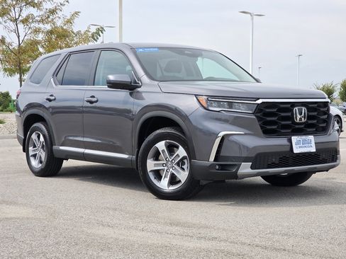Certified 2025 Honda Pilot EX-L image 2