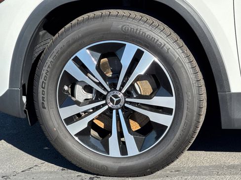 Certified 2025 Mercedes-Benz GLA 250 4MATIC image 26