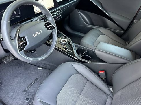 Used 2023 Kia Niro Wind FWD image 9