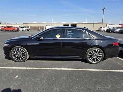 Used 2019 Lincoln Continental Reserve image 2