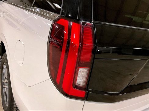 Certified 2025 Ford Expedition Max Active image 29