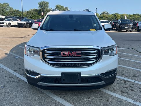 Used 2018 GMC Acadia SLT AWD/4WD image 9