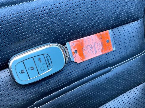 Used 2023 Honda CR-V EX-L image 14