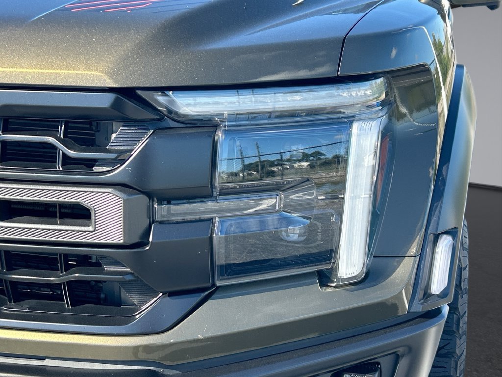 Used 2025 Ford F150 Raptor AWD/4WD image 11