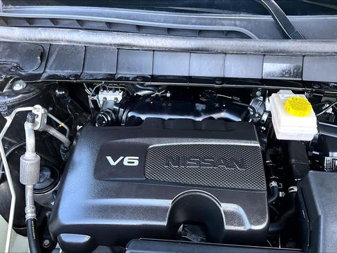 Certified 2022 Nissan Pathfinder SV image 32