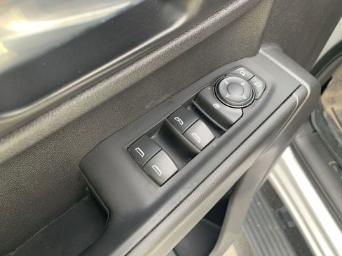 Used 2022 Chevrolet Silverado 1500 Custom image 15