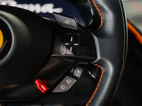 Used 2021 Ferrari Roma RWD image 14