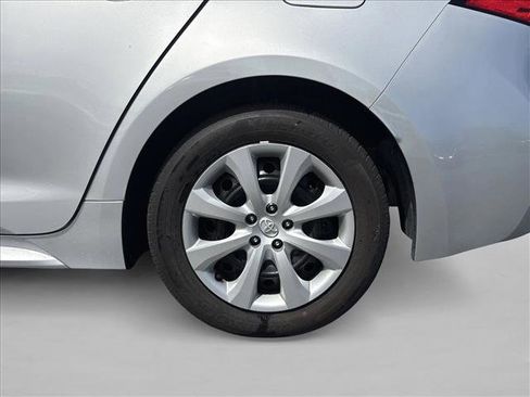 Used 2026 Toyota Corolla LE FWD image 26