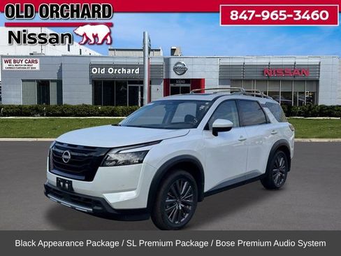 Used 2025 Nissan Pathfinder SL w/ SL Premium Package image 1