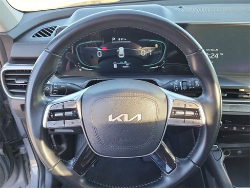 Used 2024 Kia Telluride S image 25