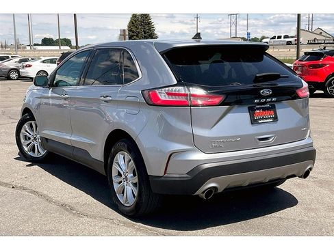 Used 2022 Ford Edge Titanium image 12