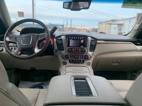 Used 2016 GMC Yukon XL Denali w/ Open Road Package image 26