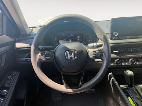 Used 2024 Honda Accord EX image 12