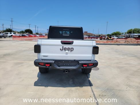Used 2023 Jeep Gladiator Rubicon w/ LED Lighting Group image 6