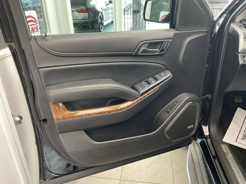 Used 2015 Chevrolet Suburban LTZ AWD/4WD image 9