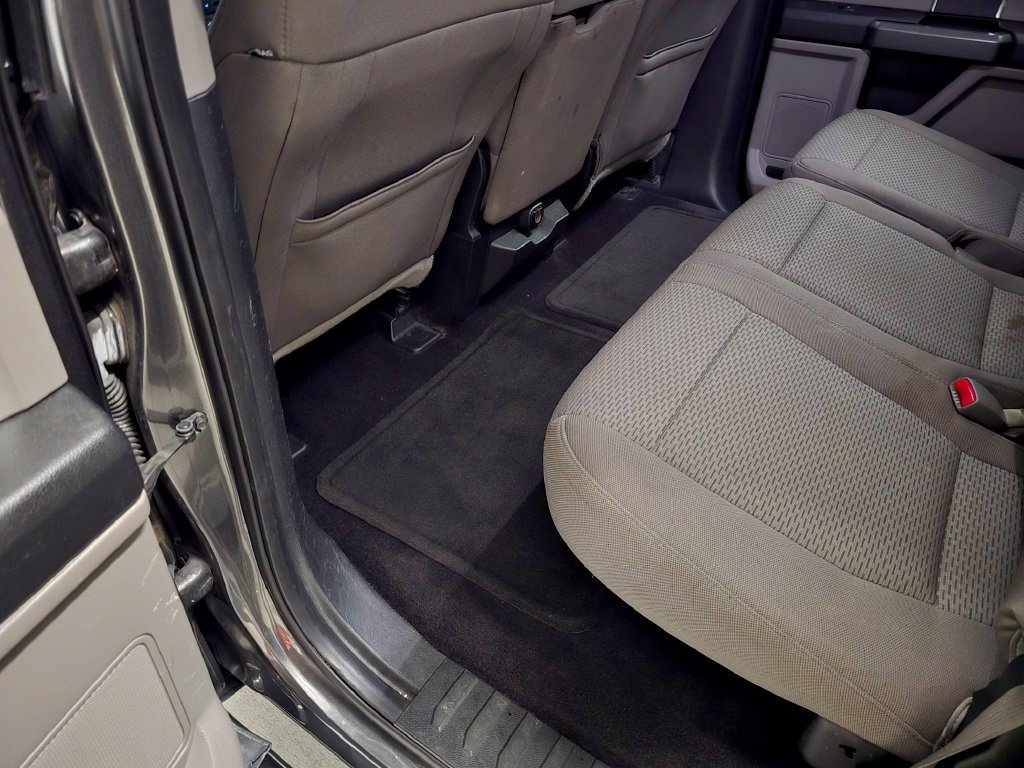 Used 2017 Ford F150 XLT RWD image 31
