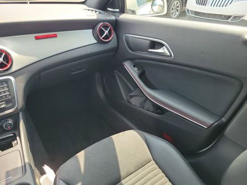 Used 2015 Mercedes-Benz CLA 250 4MATIC image 25