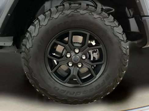 Used 2024 Jeep Wrangler Unlimited AWD/4WD image 89