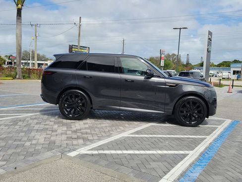 New 2026 Land Rover Range Rover Sport SE image 6