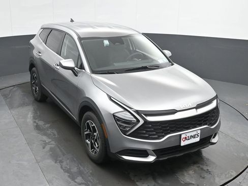 Used 2025 Kia Sportage LX image 35
