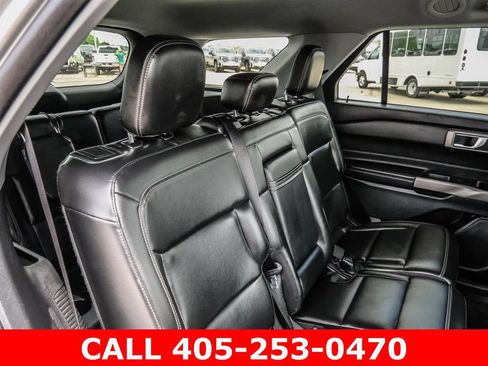 Used 2023 Ford Explorer XLT w/ Equipment Group 202A AWD/4WD image 76