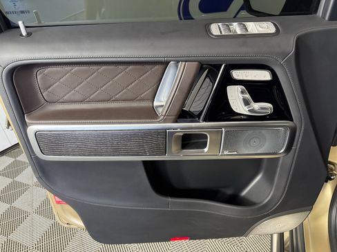 Used 2023 Mercedes-Benz G 550 image 21