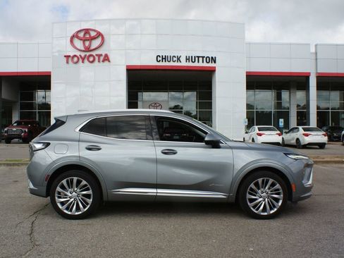 Used 2024 Buick Envision Avenir AWD/4WD image 1