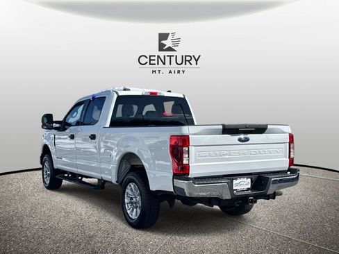 Certified 2022 Ford F250 XLT image 5