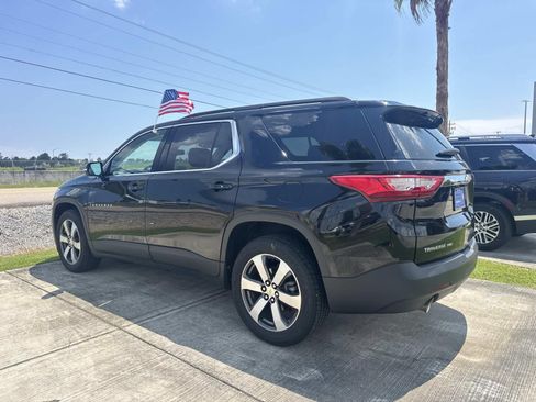Used 2019 Chevrolet Traverse LT w/ LT Premium Package AWD/4WD image 7
