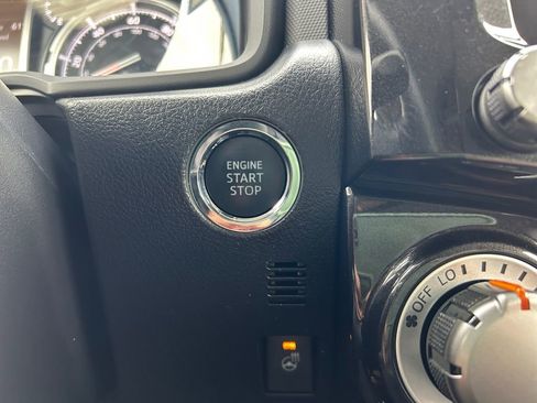 Used 2024 Toyota 4Runner TRD Off-Road Premium image 37