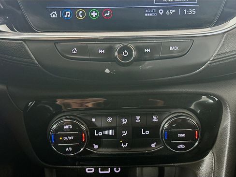 Used 2023 Buick Encore GX Select w/ Sport Touring Package image 24