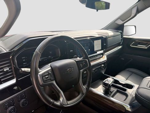 Used 2022 Chevrolet Silverado 1500 RST w/ All Star Edition Plus image 2