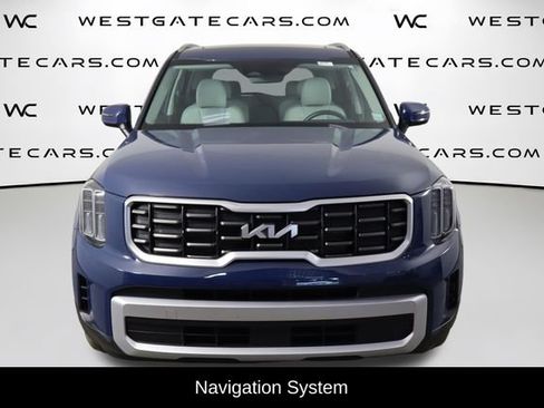Used 2025 Kia Telluride S FWD image 2
