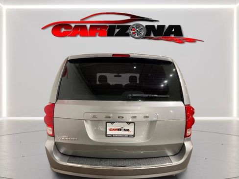 Used 2016 Dodge Grand Caravan American Value Package w/ UConnect Hands-Free Group image 4