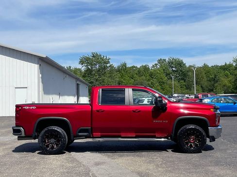 Used 2022 Chevrolet Silverado 3500 LT w/ Convenience Package AWD/4WD image 8