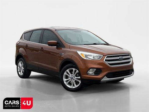 Used 2017 Ford Escape SE image 1
