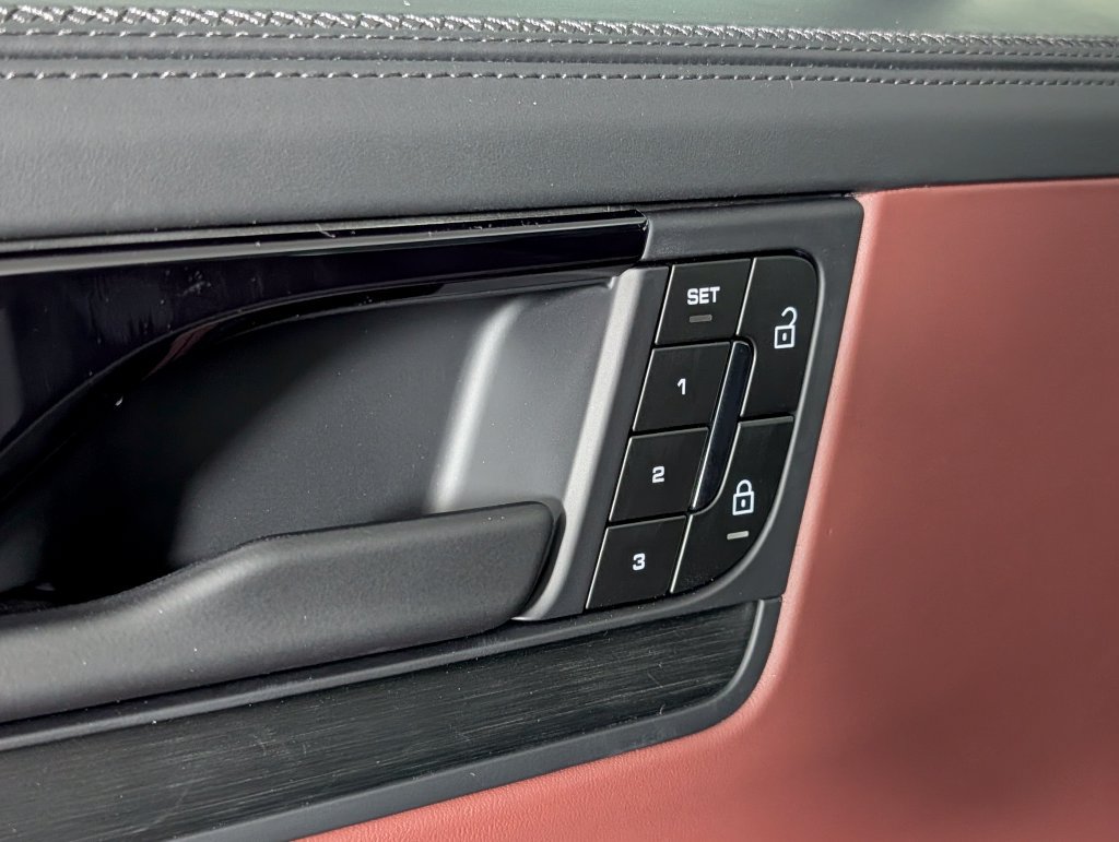 New 2026 Porsche Cayenne GTS AWD/4WD image 26