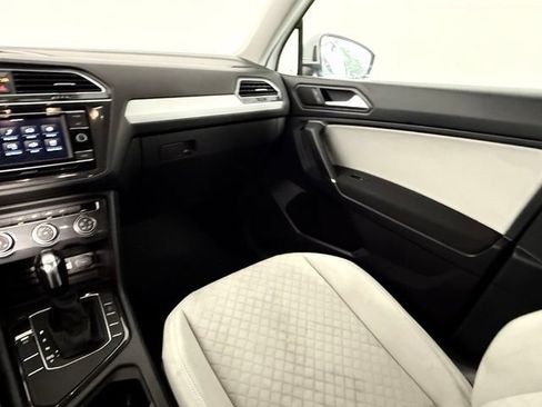 Used 2020 Volkswagen Tiguan S FWD image 28