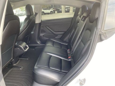 Used 2019 Tesla Model 3 Standard Range Plus image 24