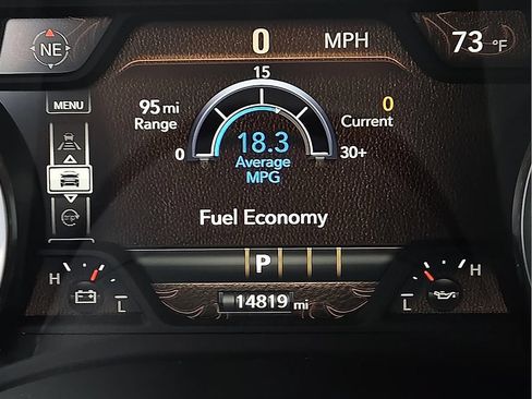 Used 2025 RAM 1500 Laramie AWD/4WD image 18