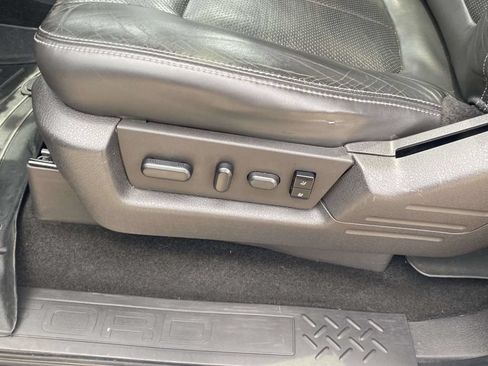 Used 2011 Ford F150 Lariat w/ Lariat Chrome Pkg AWD/4WD image 51