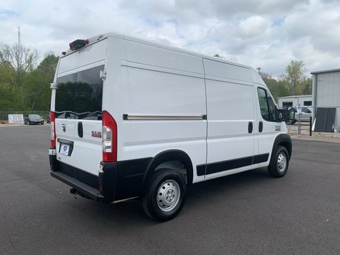 Used 2021 RAM ProMaster 2500 FWD image 3