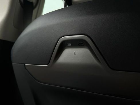 New 2026 Lincoln Nautilus Premier w/ Equipment Group 102A image 23