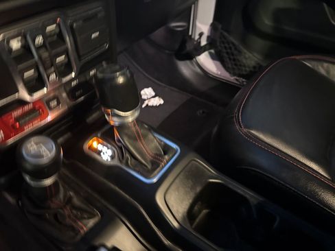 Used 2020 Jeep Wrangler Unlimited Rubicon image 30