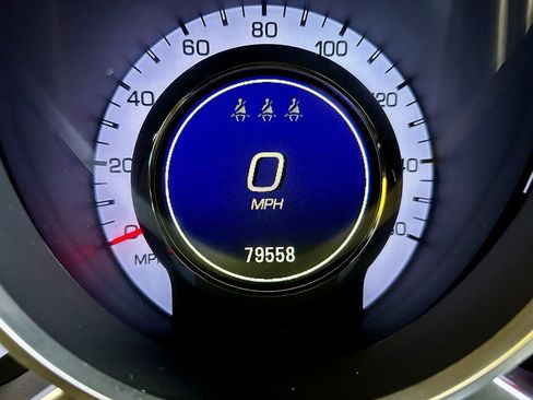 Used 2011 Cadillac SRX Luxury image 20