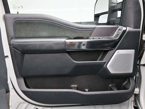 Used 2026 Ford F250 Platinum AWD/4WD image 10