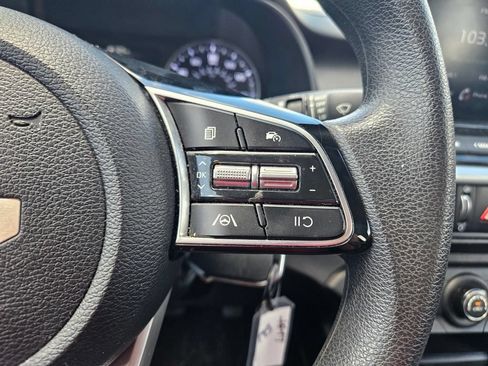 Used 2024 Kia Forte LXS FWD image 19