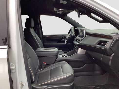 Used 2024 Chevrolet Tahoe Premier image 18