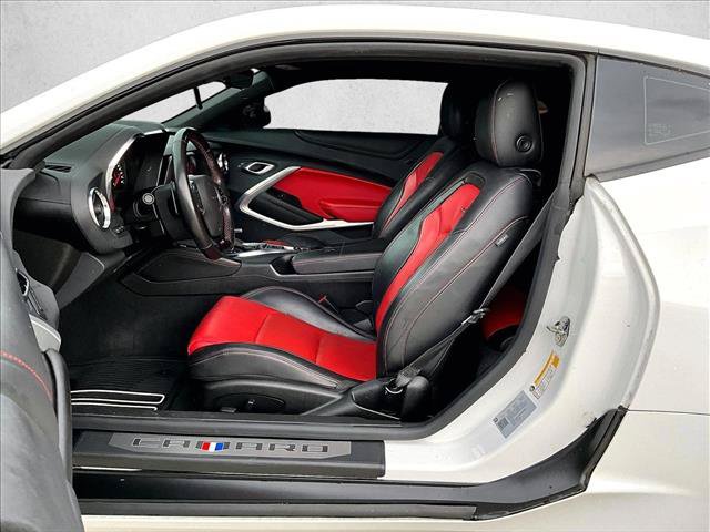 Used 2023 Chevrolet Camaro SS RWD image 27